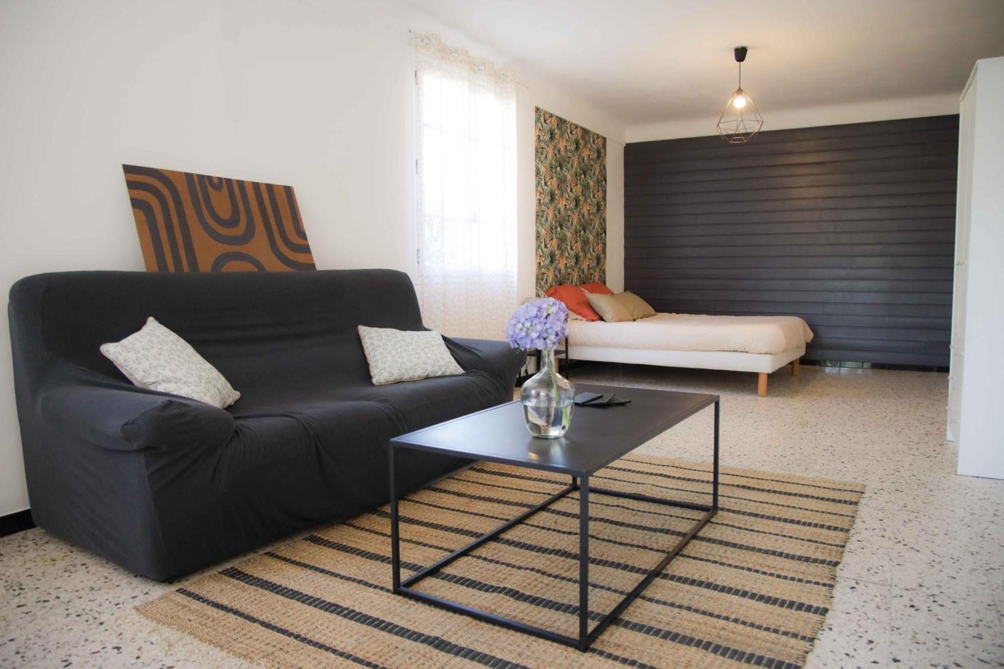 El Sola Spacieux Avec Acces Jardin Et Piscine Appartement