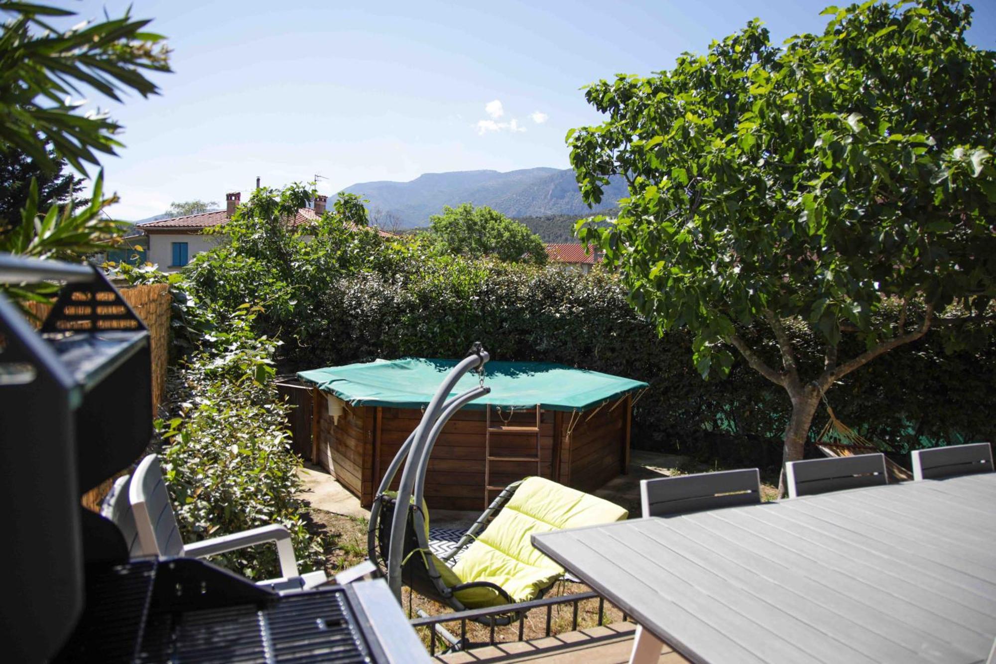 El Sola Spacieux Avec Acces Jardin Et Piscine